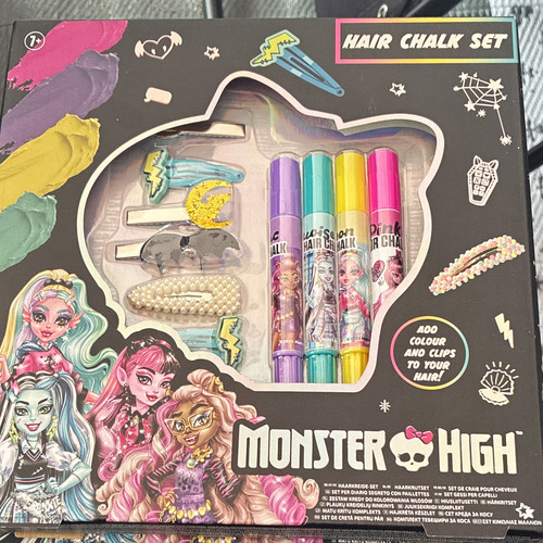 Monster high hair chalk - high,